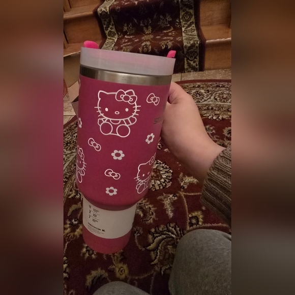 Hello Kitty x Stanley Pink Tumbler – New in Box 💕 Limited Edition - Picture 9 of 16